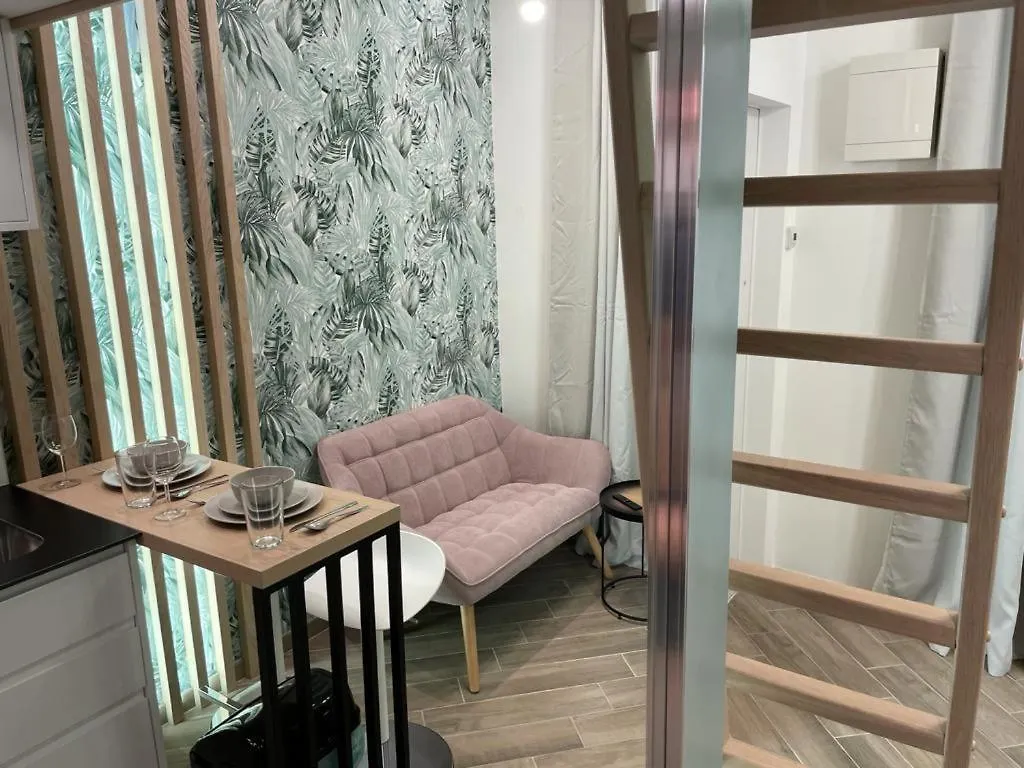 Zeus Design Mini Studio Vienna #5A Austria